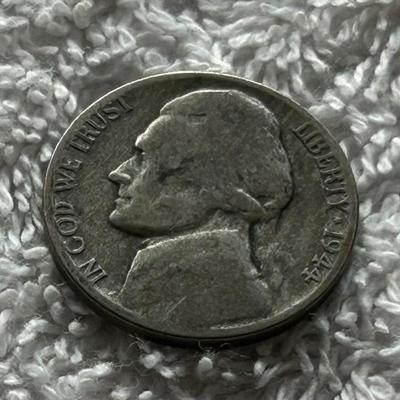 HKC310 ~ A Wartime (Silver Alloy ~ 1944) Nickel minted in Philadelphia