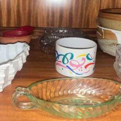 KKF206 Assorted Serving Dishes
