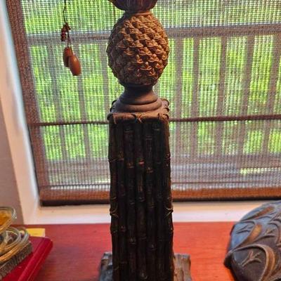 KKF009-Pineapple Topped Art Piece