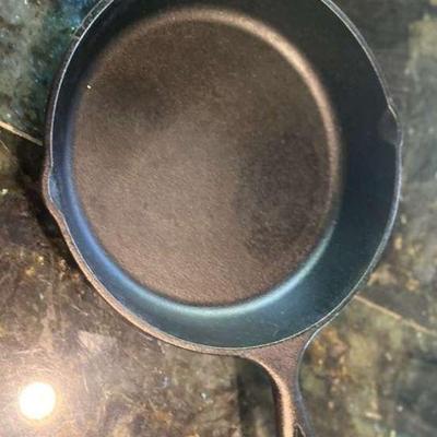KKF190 Cast Iron Skillet