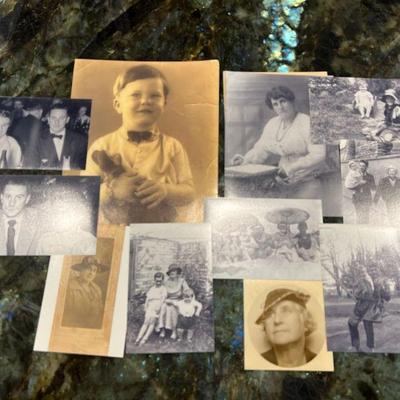 KKF242- Ephemera Lot (Black & White Photos)