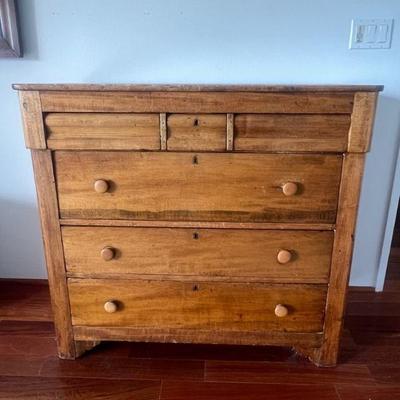 KKF031- (6) Drawer Wooden Dresser 