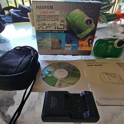 KKF258-Fujifilm Finepix XP10 & Accessories