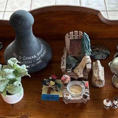 KKF164- Small Little Collectibles 
