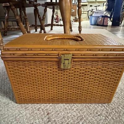 Sewing box