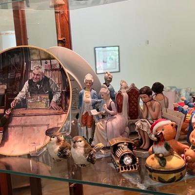 Figurines & decor