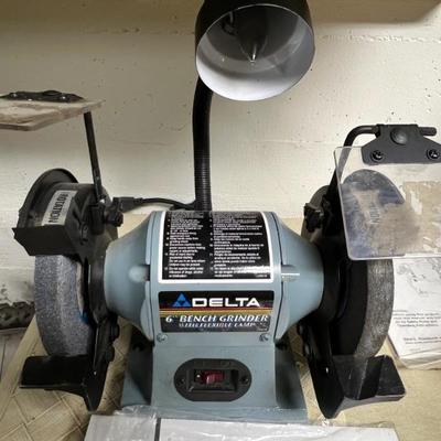 Delta bench grinder