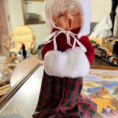 Caroler