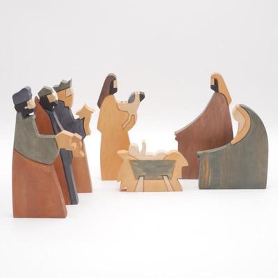Modern Artisan Hand-Carved Wooden Nativity Scene From La Palma, El Salvador