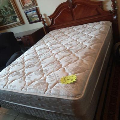 Full mattress and boxspring $125.00