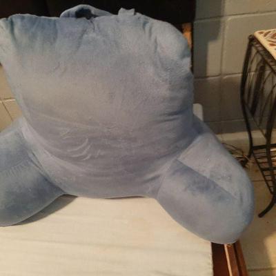Bed pillow