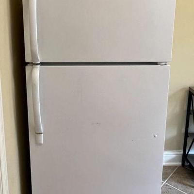 Frigidaire refrigerator