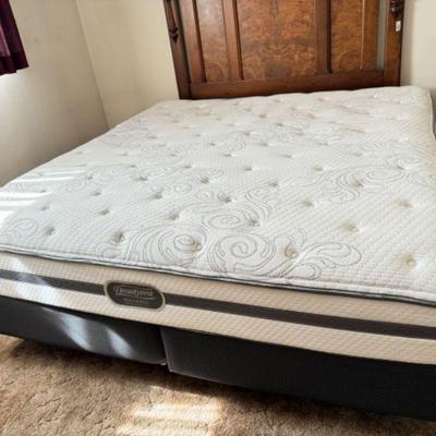 Beautyrest Recharge "Vanderbilt" Series Luxury Firm Mattress	