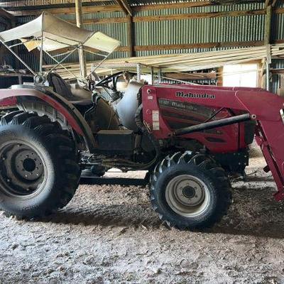 Mahindra Front loader