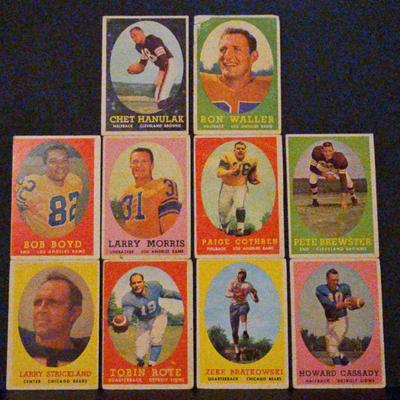 "Colossal Sports Card Collection" in Martinez, GA. Closing on Mon 7/22 at 8pm Pickup Wed 7/24 2-6pm. Please click here to view...