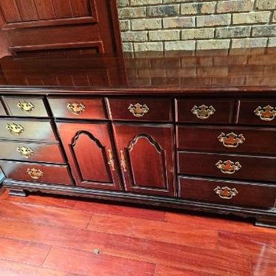 https://auctions4america.proxibid.com/Auctions-4-America/Short-Notice-7-000-Sq-Ft-Tavares-FL-Estate/event-catalog/265058