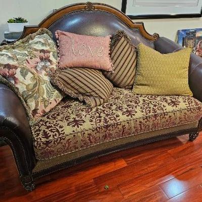 https://auctions4america.proxibid.com/Auctions-4-America/Short-Notice-7-000-Sq-Ft-Tavares-FL-Estate/event-catalog/265058