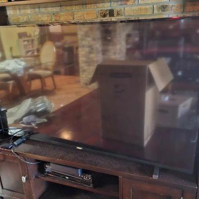 https://auctions4america.proxibid.com/Auctions-4-America/Short-Notice-7-000-Sq-Ft-Tavares-FL-Estate/event-catalog/265058