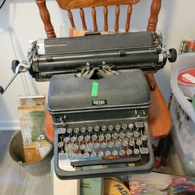 old royal typewriter
