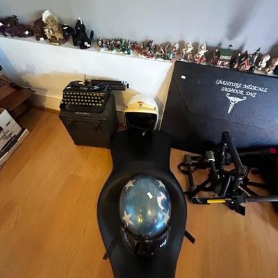 Vintage motorcycle helmets 