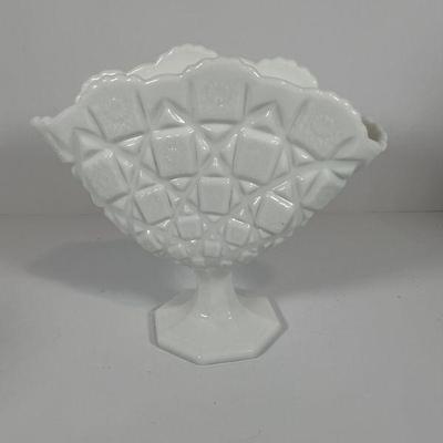 westmoreland Milk Glass fan vase