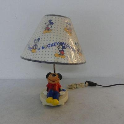 Vintage 1970s Mickey Mouse Nursery Lamp - 12" Tall