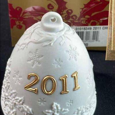 Lladro 2011 Christmas Bell Ornament
