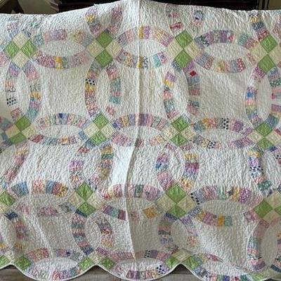 Antique Wedding Ring Quilt
