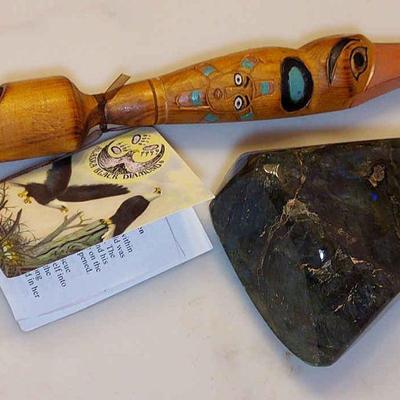 Alaskan Black Diamond Raven Carving & Stunning Labradorite
