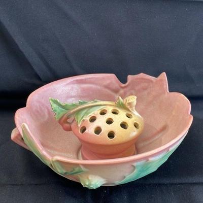 1938 Roseville Poppy Dish * Frog * Rose Blush
