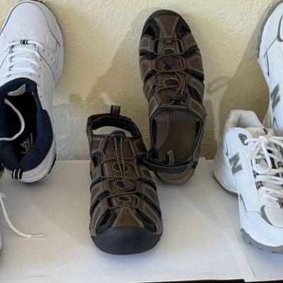 3 Size 9 Mens Shoes * New LA Gear Trainers * Casual Like New Khombu * New Balance Trainers
