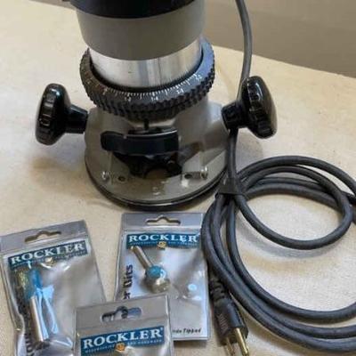 PORTER CABLE ROUTER MODEL 1001 - T2 * Very Good Condition
Rockler bits