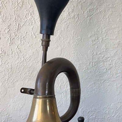 Vintage Car Horn and Interstate Castings Cast Iron Train Engine
