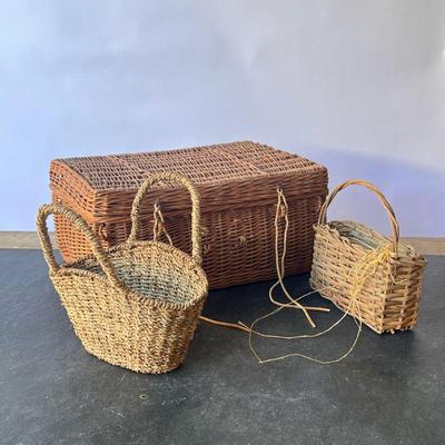 MISC BASKETS AND PICNIC BASKETS | 2 small baskets and 1 picnic basket. - l. 19 x w. 13-1/2 x h. 9 in

