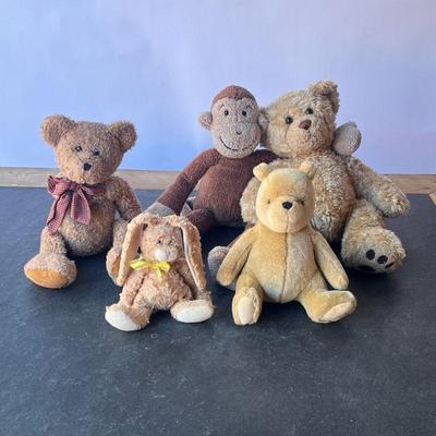 PLUSHY ANIMALS AND TEDDY BEARS | 3 teddy bears 1 bunny 1 Monkey. - h. 20 in

