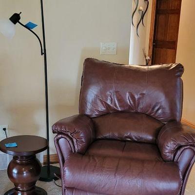 Lane Rocking/Reclining/Swivel Arm Chair 
