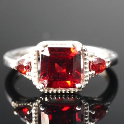 925 Sterling Silver & Large Faceted Red Gemstone Ring