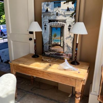 SMALL PINE TABLE