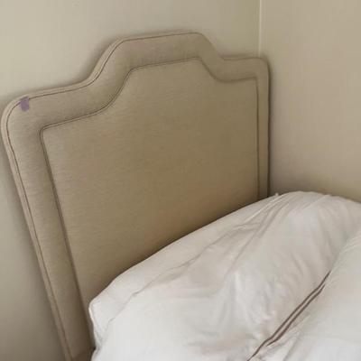 FABRIC TWIN HEADBIARD