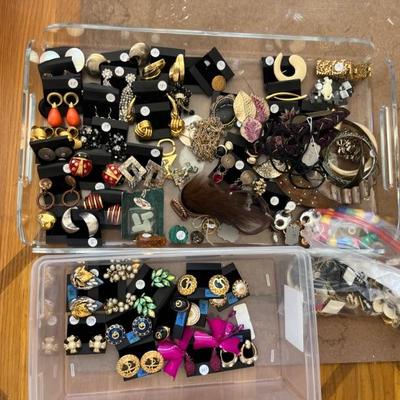COSTUME JEWELRY