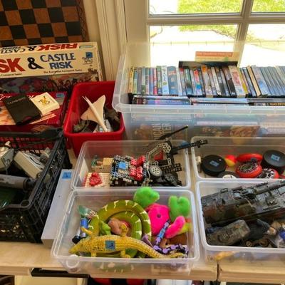 TOYS-MOVIES
