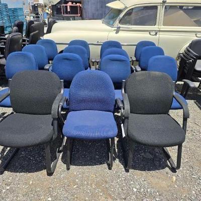 #80900 • (15) Lobby Chairs
