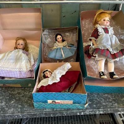 #3904 • (4) Madam Alexander Dolls
