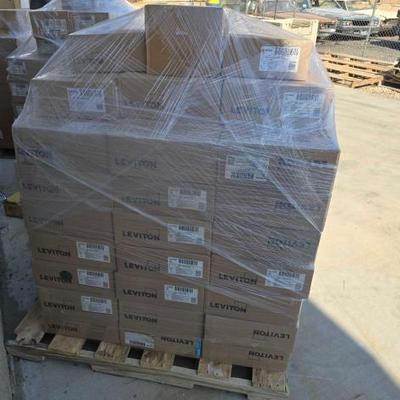 #2006 • (720) Leviton 15' Slimline Patch Cords
