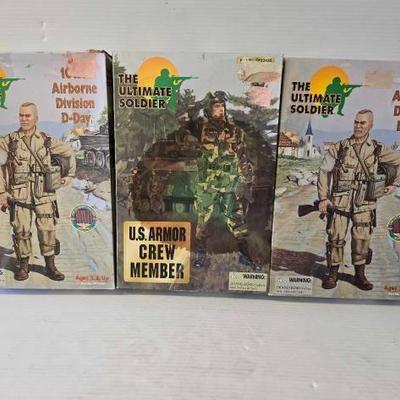 #8216 • (3) The Ultimate Soldier Action Figures
