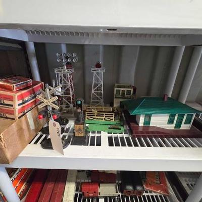 #8540 • Lionel Model Train Accessories
