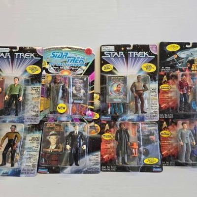 #8502 • 8 Playmates Star Trek Figurines
