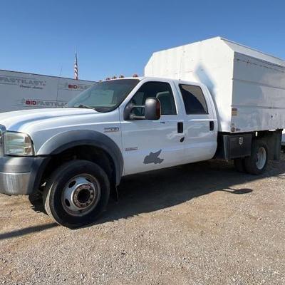 #95 • 2006 Ford F-550
