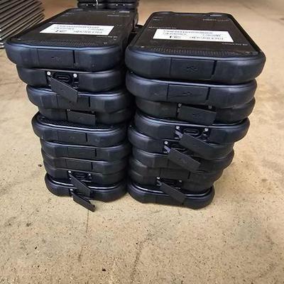 #2828 • (18) Kyocera Verizon Cell Phones
