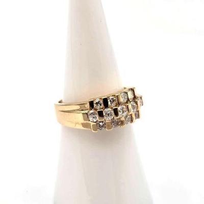 #724 • 14K Gold Ring with 3 Rows of Diamonds, 4.86g
